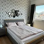 Evelyn Apartment *