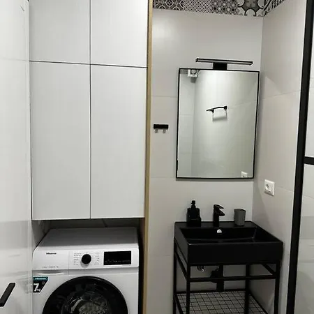 Evelyn Apartment *