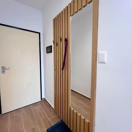 Evelyn Appartement *